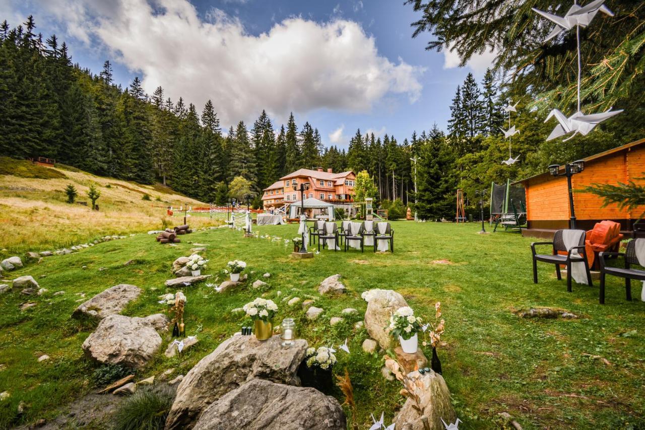 Horská chata Milíře Pec pod Snezkou Exterior foto